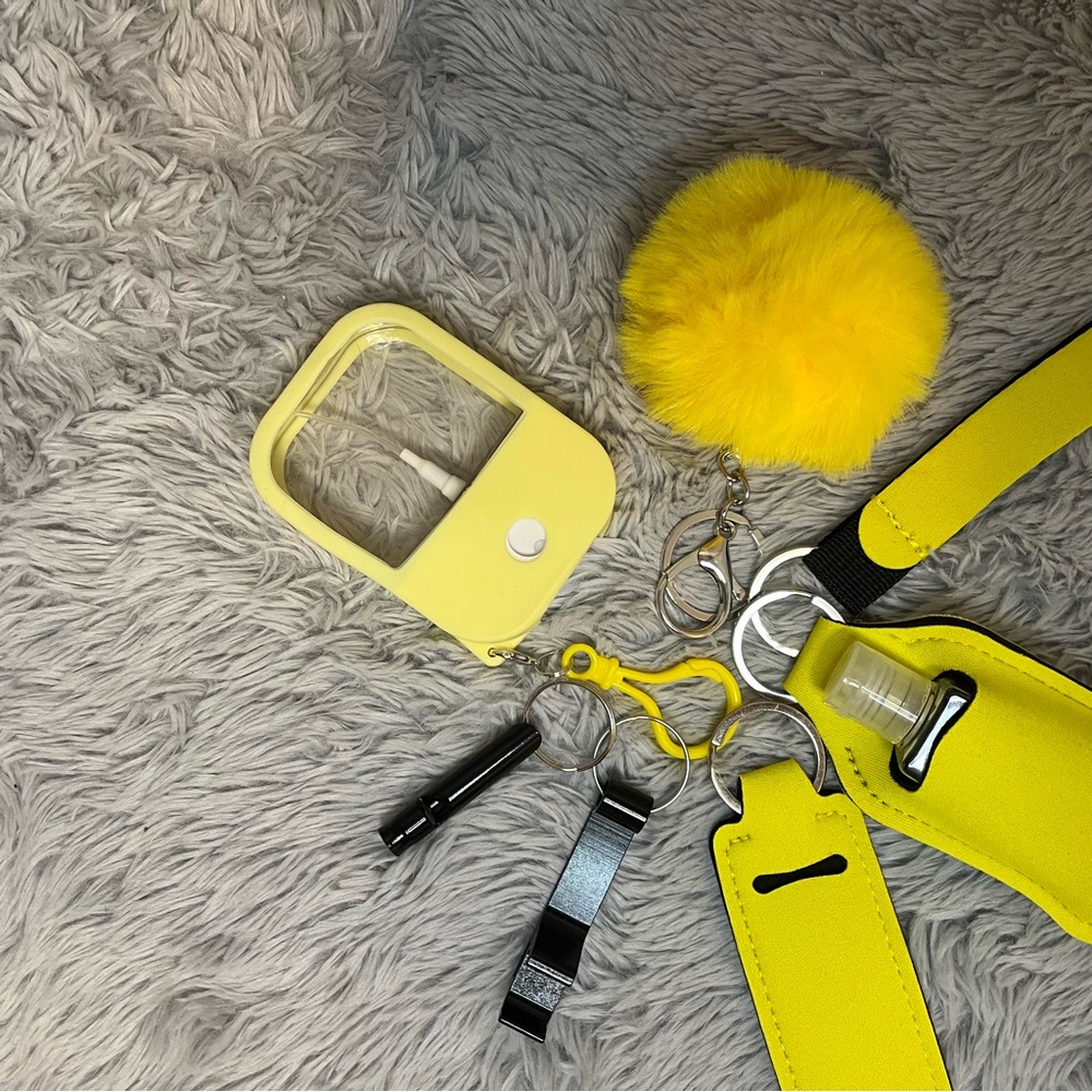 8pcs Yellow Safety Keychain Set - Picture 5 of 5